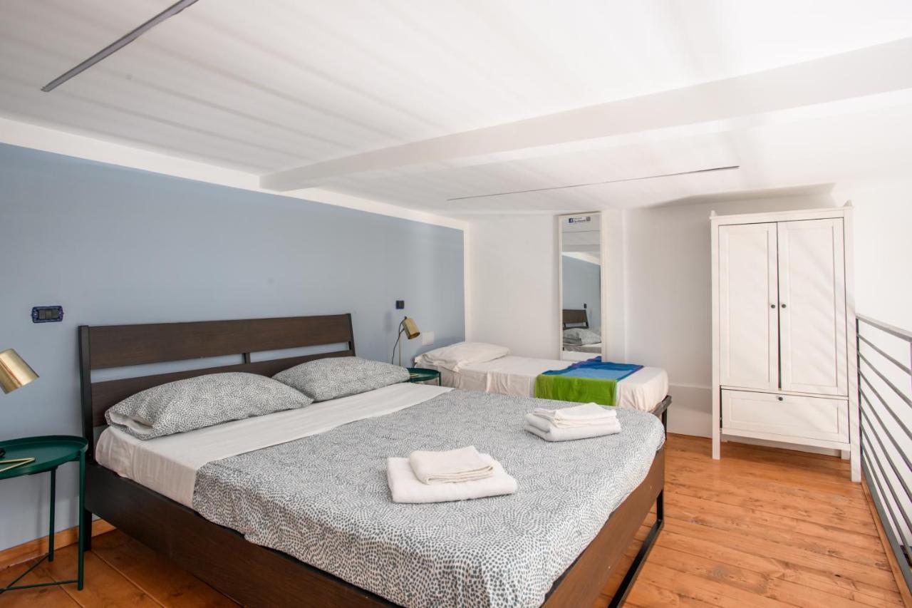In Flats Santa Chiara Naples